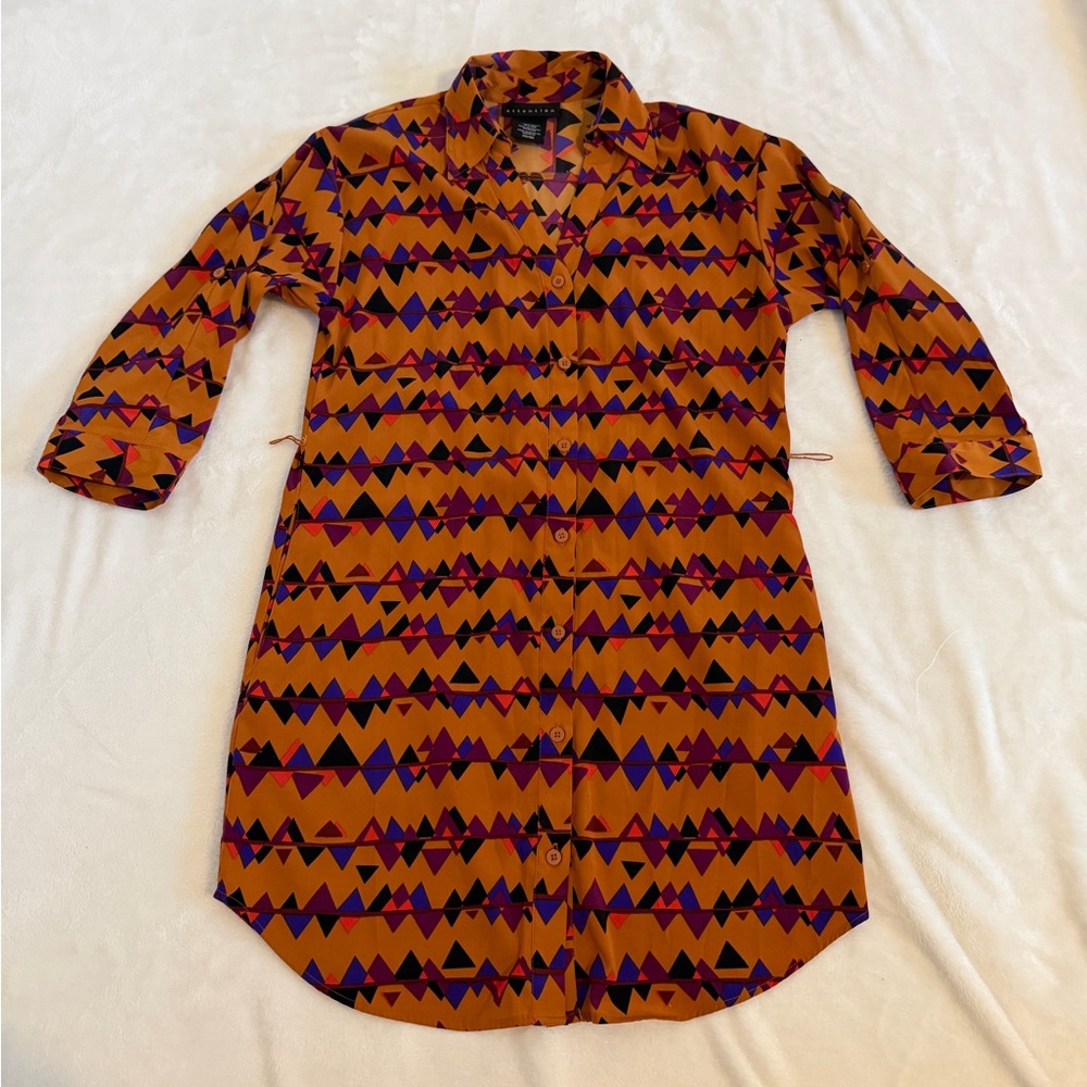 attention Sz XS Casual Button-Down Shirt Dress. Mustard Geometric Print Pockets